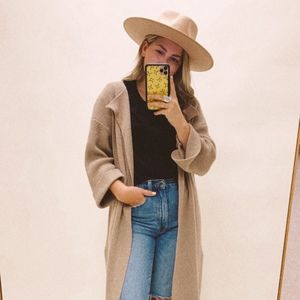 Meet your Posher, Mary morgan